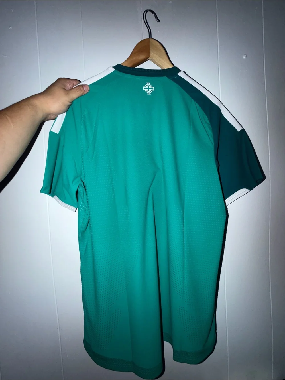 Men Adidas Ireland Jersey size L